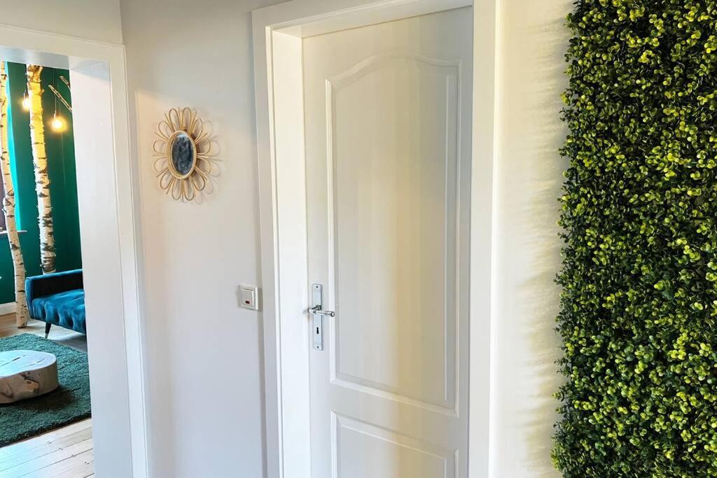 Secret Hideaways Wood Lodge Mit Kinderzimmer Messe L City L Flughafen L Hbf Duisburg Kültér fotó
